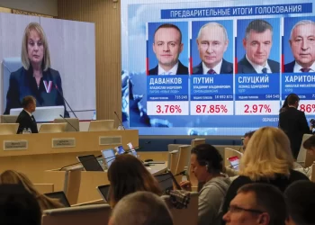 Putin obtém 5.º mandato com número recorde de votos