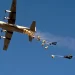 Aviões dos EUA lançam de paraquedas cerca de 38 mil refeições sobre Gaza