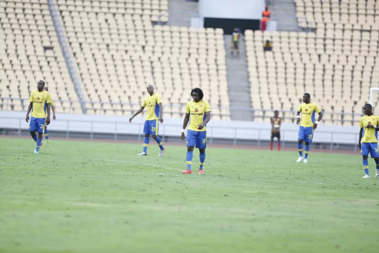 Petro atrasa-se na perseguição ao líder do Girabola