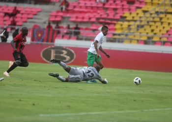 Roque Sapiri vira-se para as competições domésticas