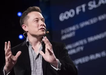 SpaceX de Musk constrói rede de satélites espiões para inteligência dos EUA