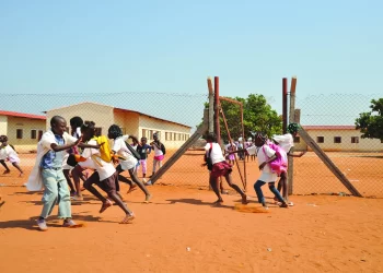 Angola regista mais de três mil casos de fuga à paternidade