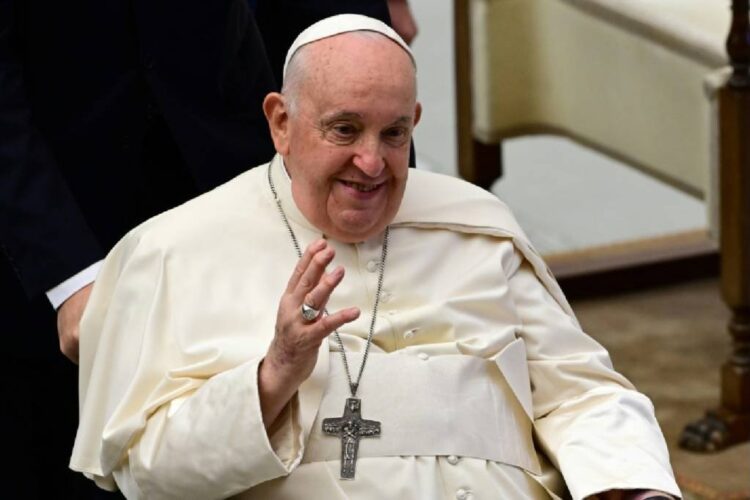 Papa Francisco defende troca de prisioneiros entre a Rússia e a Ucrânia