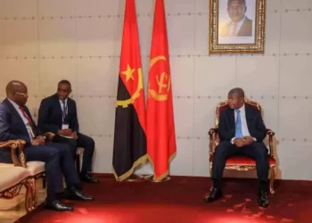 Presidente da República reúne em privado com enviado da RDC