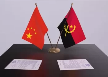 Construir uma comunidade de futuro compartilhado China-Angola mais próxima