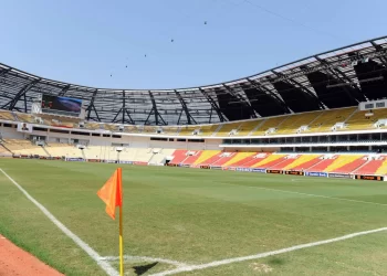 Futebol, Política e Poder: Reflexões Globais com um Olhar Angolano