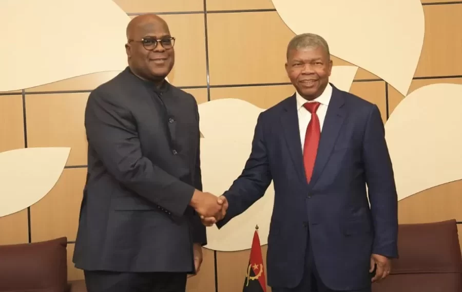 João Lourenço e Félix Tshisekedi mantêm diálogo