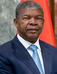 João Lourenço felicita Bassirou Faye