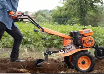 Agricultura no Namibe beneficia de 20 motocultivadoras