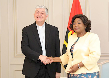 Santa Sé reitera boas relações com Angola