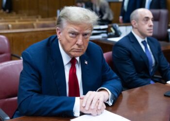 Já foram escolhidos sete jurados  para o julgamento de Donald Trump