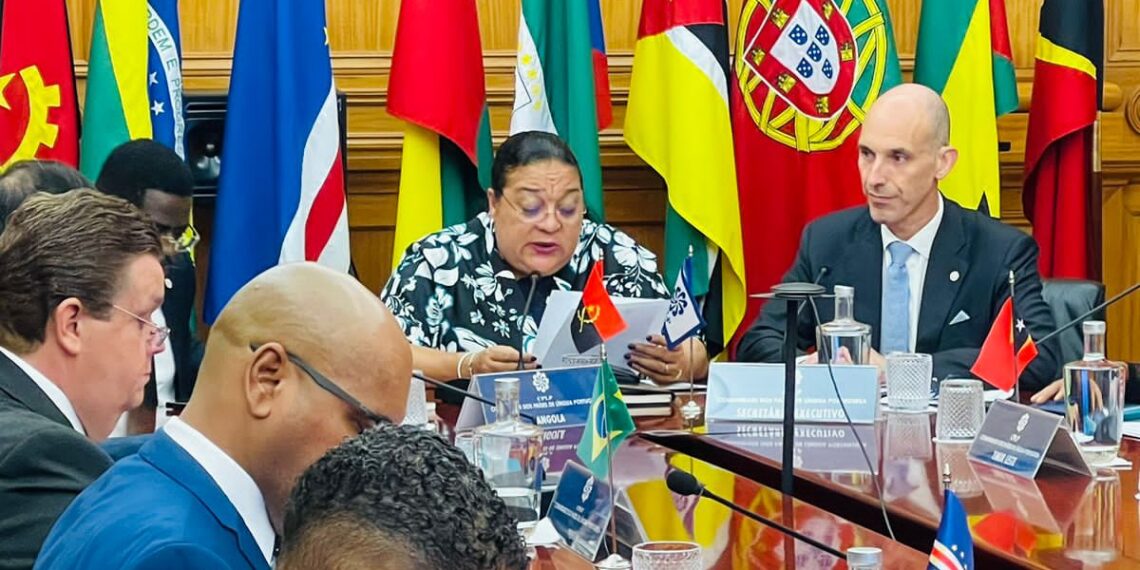 Ministra apresenta na reunião da CPLP estratégias do Executivo angolano de combate ao trabalho infantil 