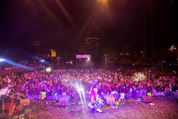 Viana acolhe show de  playback “Estrelas outlets”