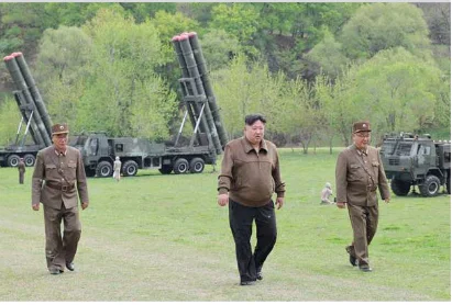 Kim Jong-un acompanhou simulação de contra-ataque nuclear