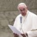 Papa Francisco pede para não se ceder à lógica da guerra no Médio Oriente