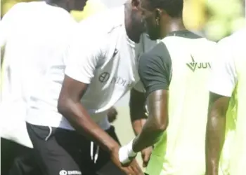 Sagrada bate Desportivo  da Huíla e mantém pressão  ao líder Petro de Luanda