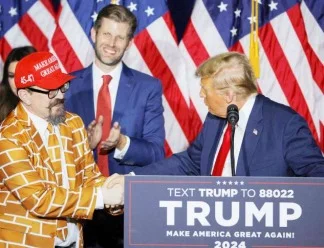 Trump acusa migrantes de trazer  “terroristas” e “doenças contagiosas”