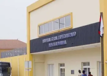 Três jovens perdem a vida  por fogo posto no Zango