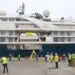 Navio cruzeiro Cristal Serenty chega ao Porto do Namibe com 240 turistas a bordo