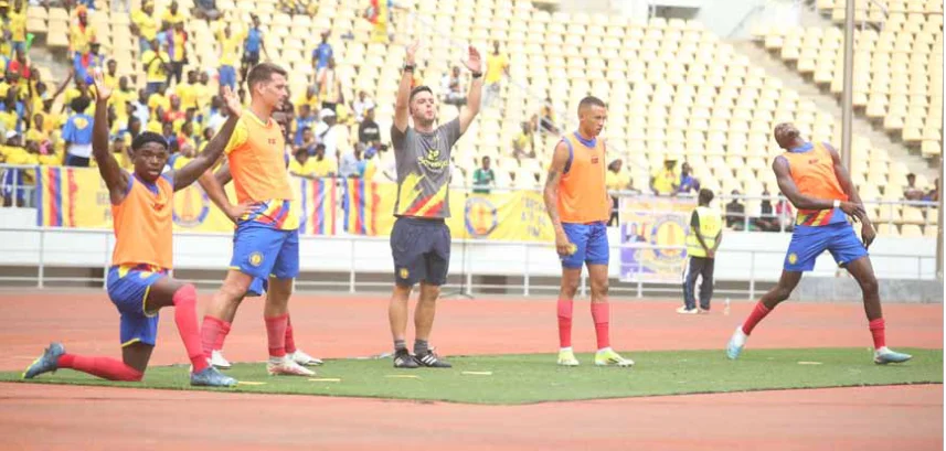 Petro pode abrir o champanhe esta tarde no Estádio 11 de novembro