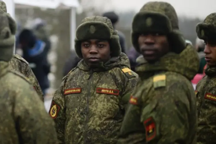Rússia intensifica o recrutamento no Ruanda, Burundi, Congo e Uganda