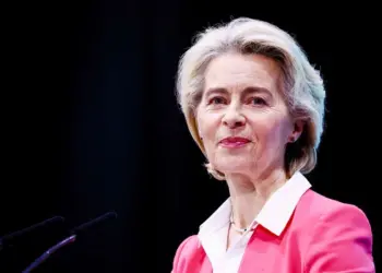 Von der Leyen pede UE  “unida, pacífica e próspera”  no Dia da Europa