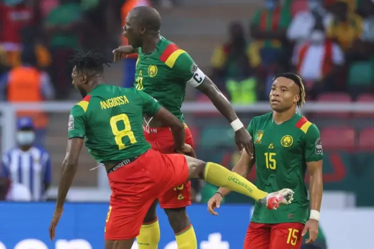 Selecção camaronesa já em Luanda