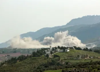 Israel ataca posições do  Hezbollah no sul do Líbano
