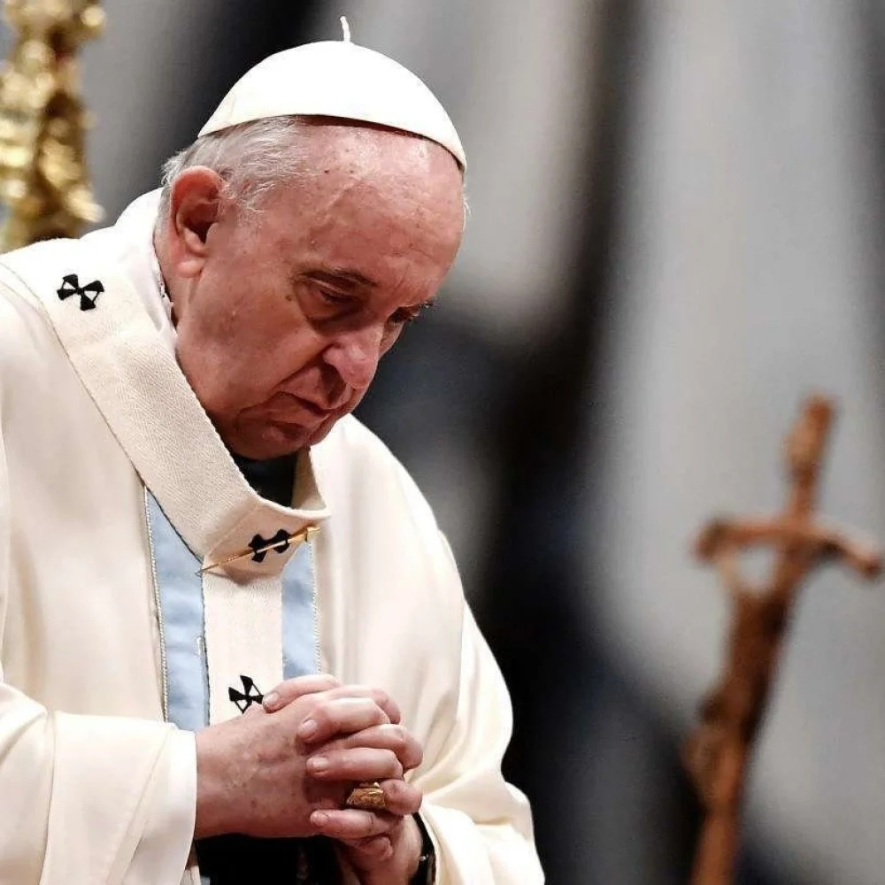Papa  Francisco  pede que  se reze  pela paz  no mundo