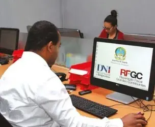 Motivações e contributos  dos funcionários políticos (II)