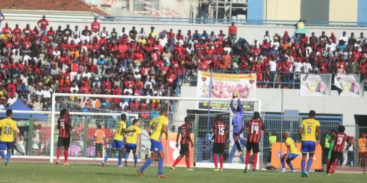 Tricolores e militares preparam clássico da Taça de Angola