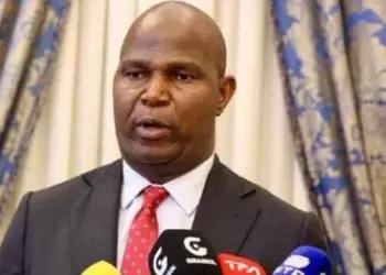 Candidato da FRELIMO quer Angola na lista  de observadores das eleições em Moçambique