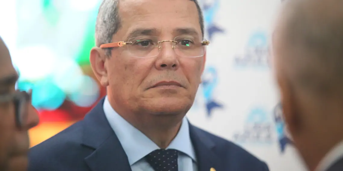 Rui Falcão quer mais  organização interna