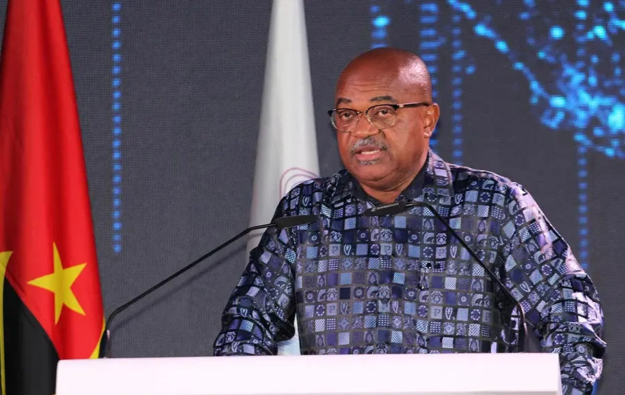 Angola tem potencial tecnológico que pode contribuir para o desenvolvimento económico, assegura ministro