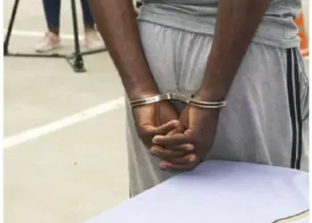 Menor de 13 anos drogada e abusada sexualmente pelo cunhado no Bié