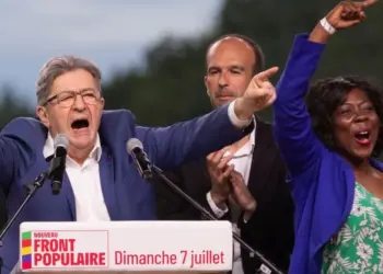 Socialistas franceses querem  candidato a primeiroministro em uma semana