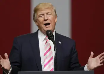 Trump afirma que XiJinping lhe escreveu  uma “bela mensagem” após o ataque