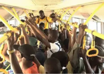 Carta do leitor: Viajar “enlatado” em Luanda