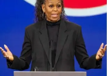 “A única capaz de ganhar  a Trump”. Democratas  pedem Michelle na corrida
