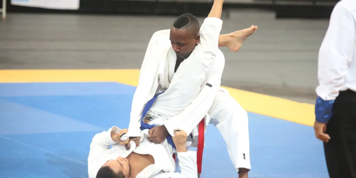 Federação de Jiu-jitsu  forma treinadores e árbitros  na província de Malanje