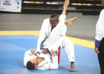 Federação de Jiu-jitsu  forma treinadores e árbitros  na província de Malanje