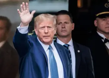 Atentado: Trump diz que “devia estar  morto” e descreve uma “experiência muito surreal”