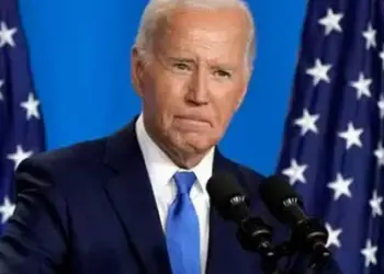 Figurões democratas ameaçaram Biden com a  25.ª emenda para expulsá-lo da corrida, diz mídia
