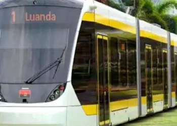 Governo estima investimentos de USD 1,9 mil milhões para metro de Superfície