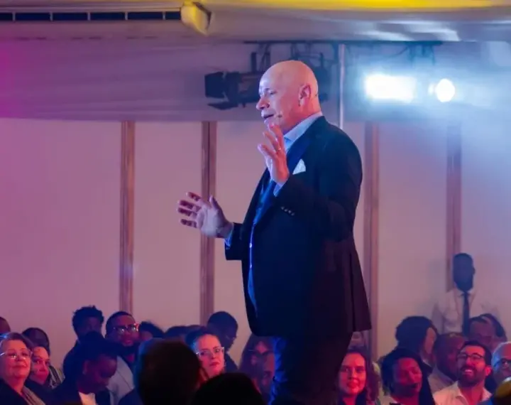 Leandro Karnal impacta mais de 500 pessoas na 1ª edição do CONNECT