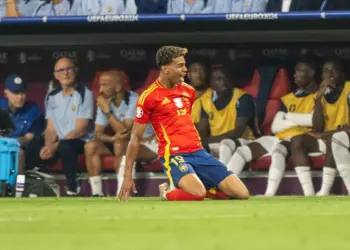 Espanha vence França e carimba passe à final do Euro 2024