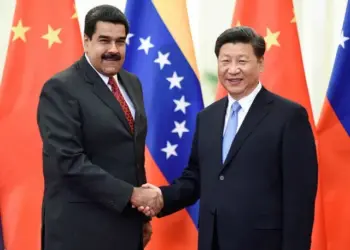 China felicita Maduro pela  reeleição como presidente da  Venezuela