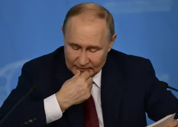 Rússia sem esperanças nem  ilusões quanto ao resultado  eleitoral de França, diz Peskov