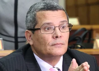 Rui Falcão reúne com Vera Daves na sede do MINJUD