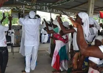 Proliferação de  seitas religiosas  preocupa sector  cultural no  Huambo